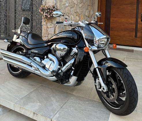 SUZUKI BOULEVARD M1800R SUZUKI BOULEVARD M1800R